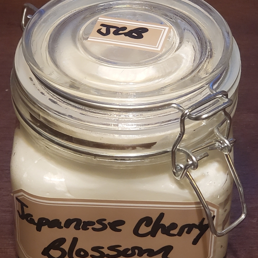 Meet your Posher, Sabrina